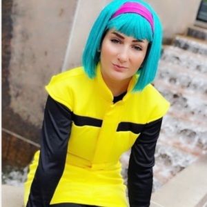 Meet your Posher, Alexandra